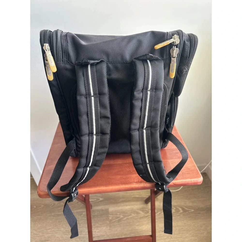 Zuca Black Backpack Unisex Large